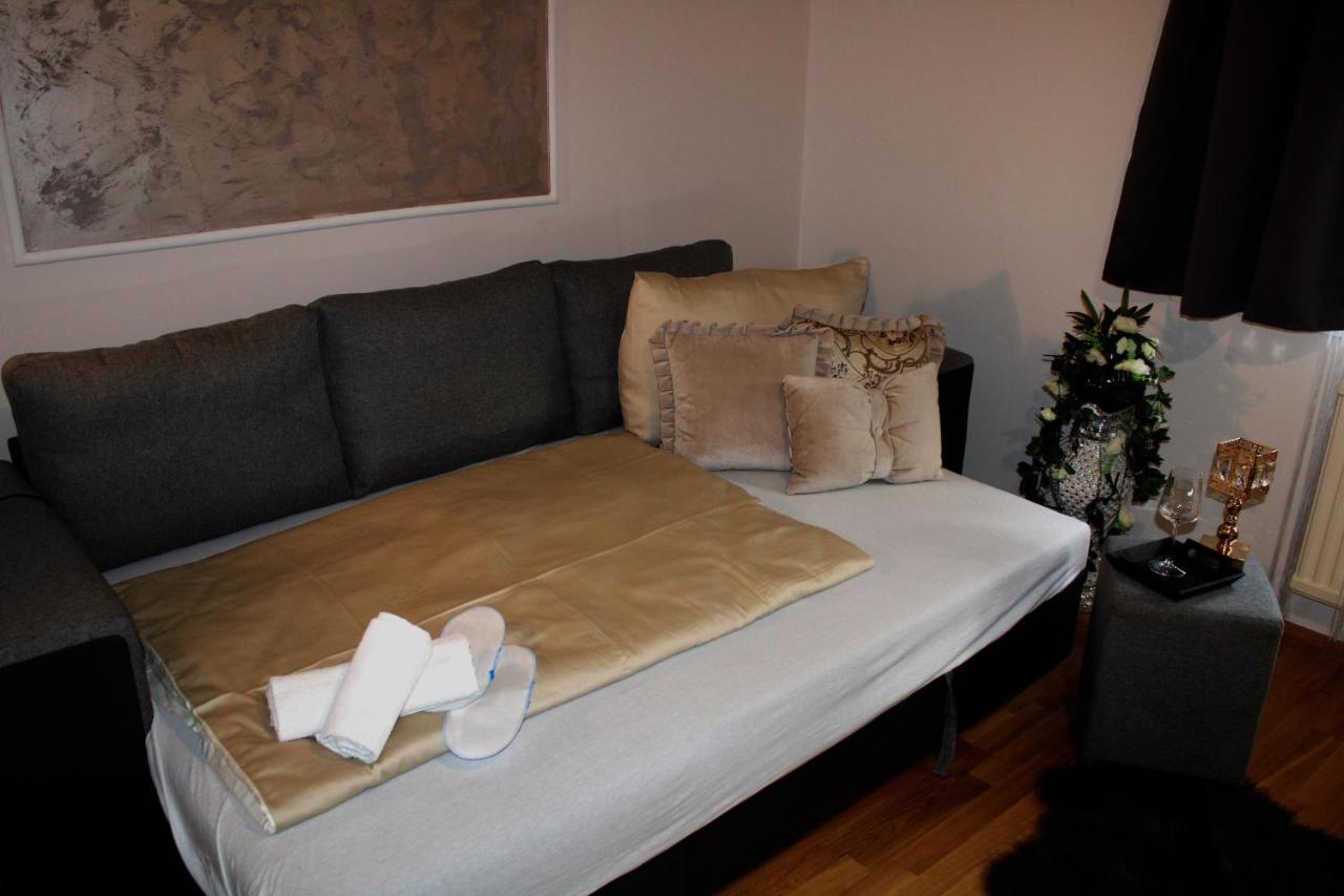 12-Fratelli Apartments Schloss Schonbrunn 10 To City เวียนนา ภายนอก รูปภาพ